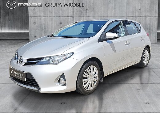 Toyota Auris - Kolor Srebrny