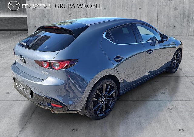 Mazda 3 - Kolor Polymetal Gray, zdjęcie 5
