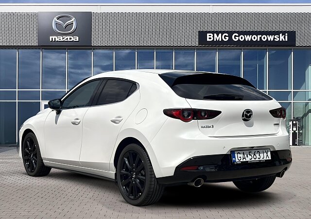 Mazda 3 - Kolor Snowflake White Pearl, zdjęcie 3