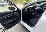 Mazda 3 - Kolor Snowflake White Pearl, zdjęcie 5