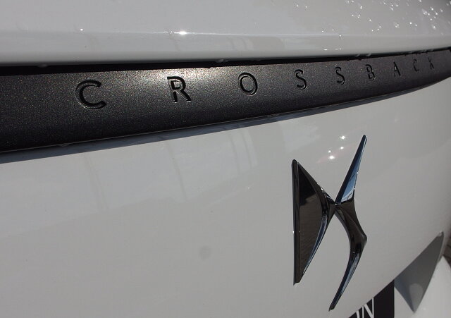 DS Automobiles DS 7 Crossback - Kolor Biały, zdjęcie 17