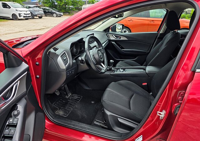 Mazda 3 - Kolor Soul Red, zdjęcie 4