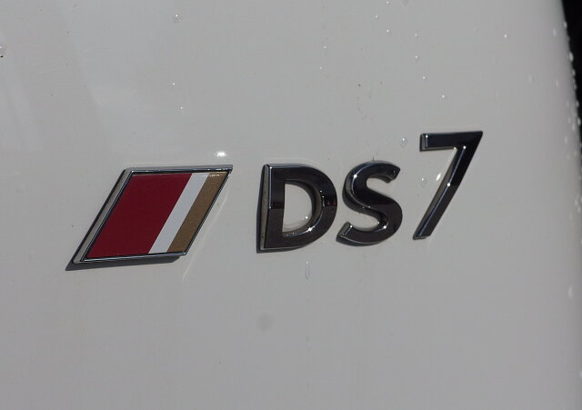 DS Automobiles DS 7 Crossback - Kolor Biały, zdjęcie 15