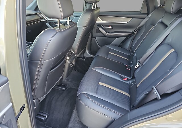 Mazda CX-60 - Kolor Zircon Sand Metalic, zdjęcie 9