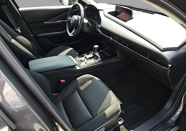 Mazda CX-30 - Kolor Machine Gray, zdjęcie 25