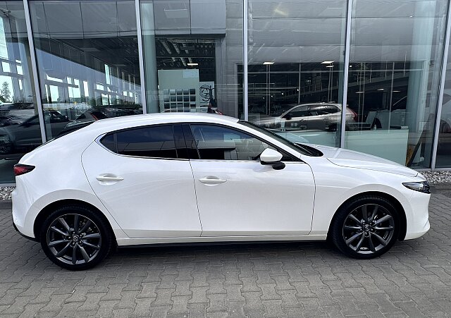 Mazda 3 - Kolor Biały, zdjęcie 5