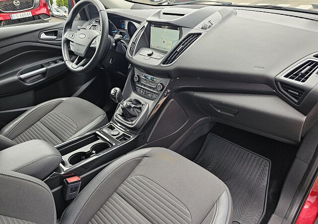 Ford Kuga - Kolor Czerwony, zdjęcie 15