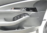 Mazda CX-30 - Kolor Snowflake White Pearl, zdjęcie 11