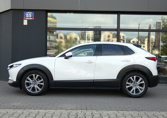 Mazda CX-30 - Kolor Snowflake White Pearl, zdjęcie 4