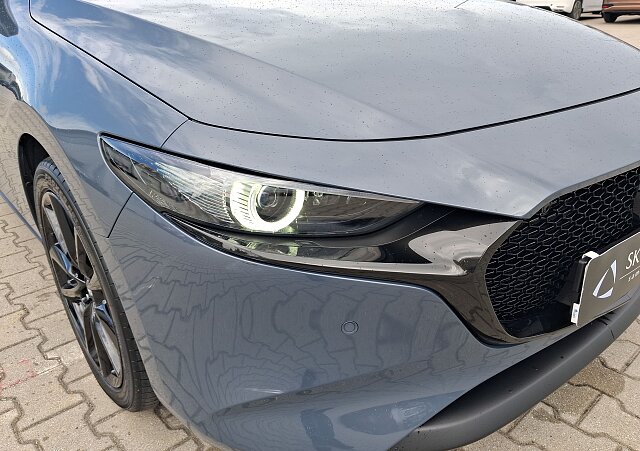 Mazda 3 - Kolor Polymetal Gray, zdjęcie 19