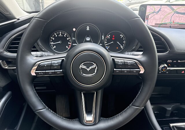 Mazda 3 - Kolor Machine Gray, zdjęcie 9