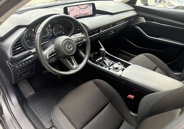 Mazda 3 - Kolor Machine Gray, zdjęcie 6