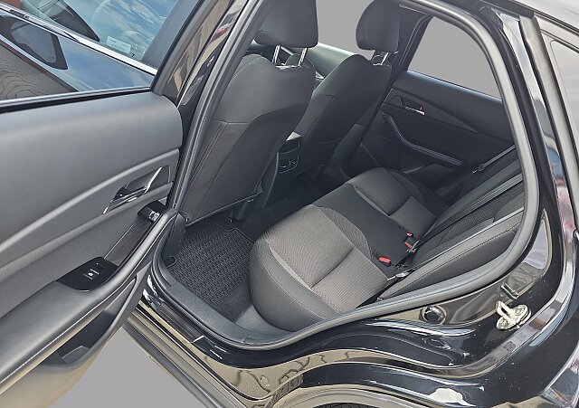 Mazda CX-30 - Kolor Jet Black, zdjęcie 12