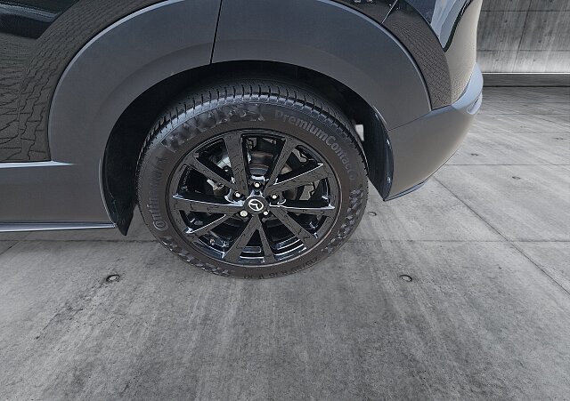 Mazda CX-30 - Kolor Jet Black, zdjęcie 15