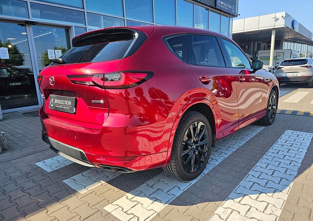 Mazda CX-60 - Kolor Czerwony, zdjęcie 9
