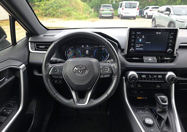 Toyota RAV4 - Kolor Biały, zdjęcie 8
