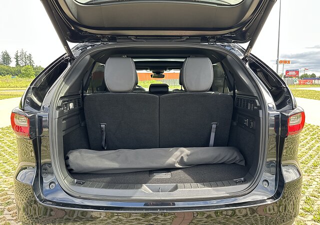 Mazda CX-80 - Kolor Jet Black, zdjęcie 30