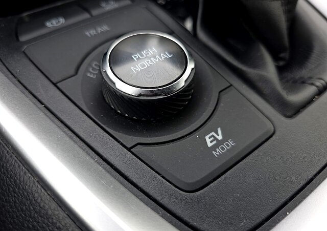 Toyota RAV4 - Kolor Biały, zdjęcie 14