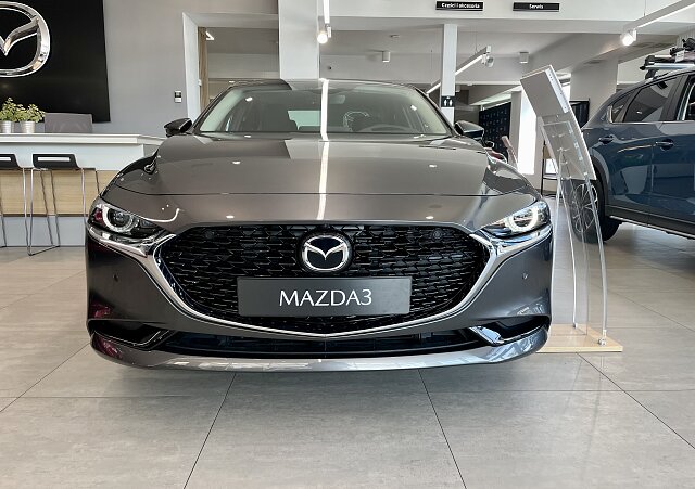 Mazda 3 - Kolor Machine Gray, zdjęcie 4