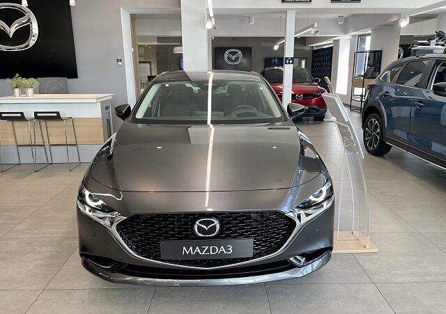 Mazda 3 - Kolor Machine Gray, zdjęcie 3