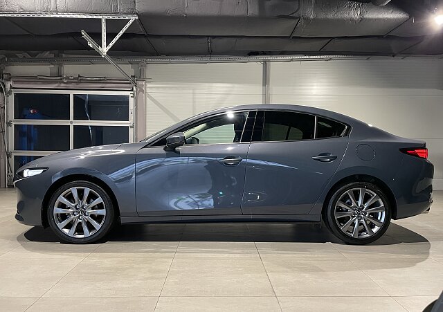 Mazda 3 - Kolor Polymetal Gray, zdjęcie 7