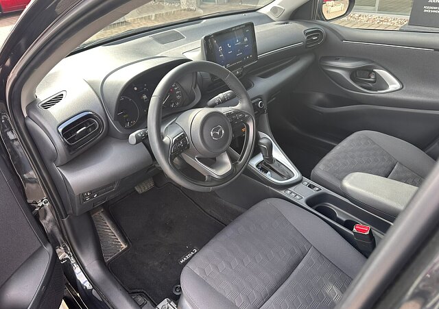 Mazda 2 - Kolor Czarny, zdjęcie 12