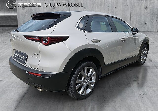 Mazda CX-30 - Kolor Platinum Quartz, zdjęcie 6