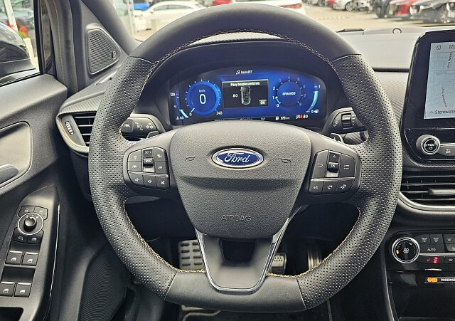 Ford Puma - Kolor Czarny, zdjęcie 15