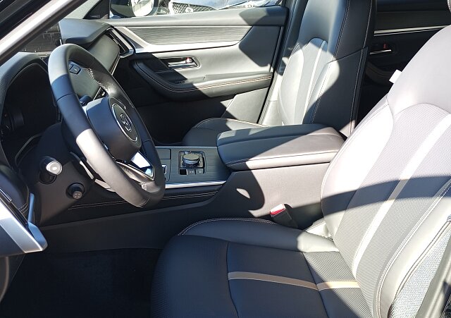 Mazda CX-60 - Kolor Jet Black, zdjęcie 5
