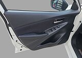 Mazda 2 - Kolor Arctic White, zdjęcie 12
