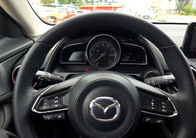 Mazda CX-3 - Kolor Biały, zdjęcie 8