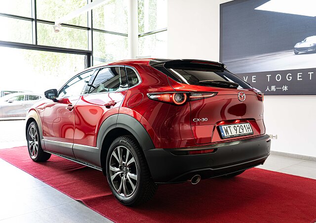 Mazda CX-30 - Kolor Soul Red Crystal, zdjęcie 4