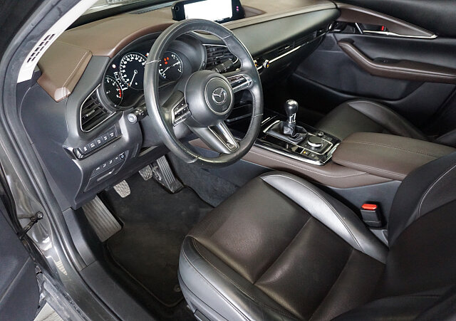 Mazda CX-30 - Kolor Machine Gray, zdjęcie 7