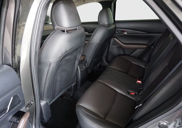 Mazda CX-30 - Kolor Machine Gray, zdjęcie 8