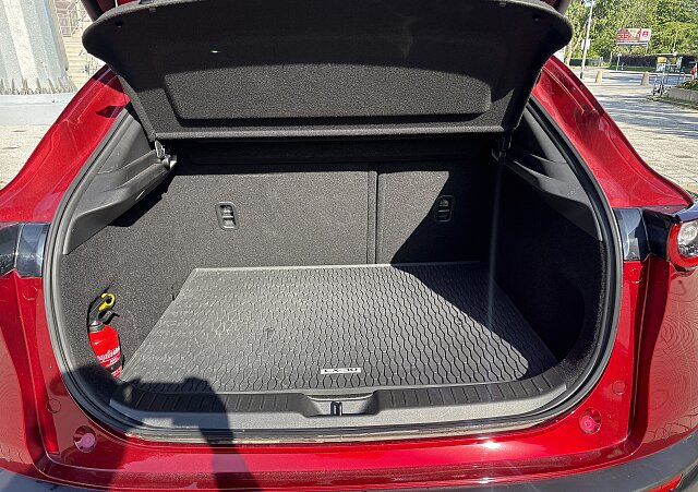 Mazda CX-30 - Kolor Soul Red Crystal, zdjęcie 25