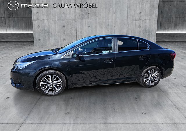Toyota Avensis - Kolor Czarny, zdjęcie 7