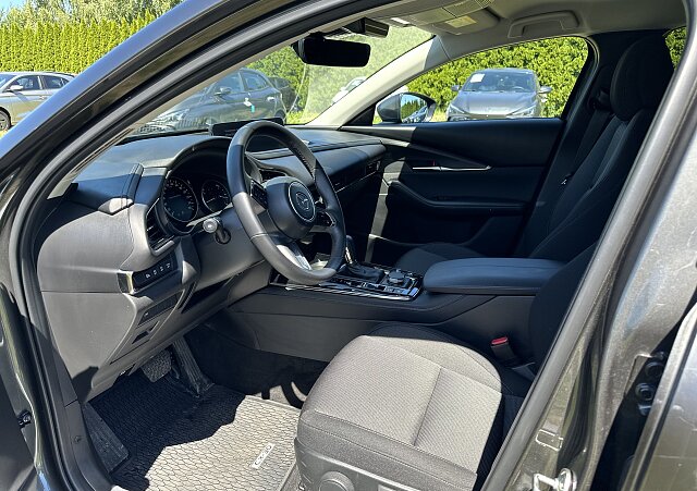 Mazda CX-30 - Kolor Machine Gray, zdjęcie 9