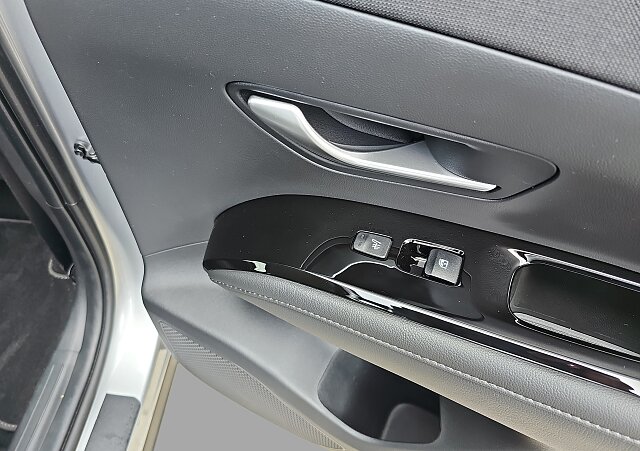 Hyundai Tucson - Kolor Srebrny, zdjęcie 15
