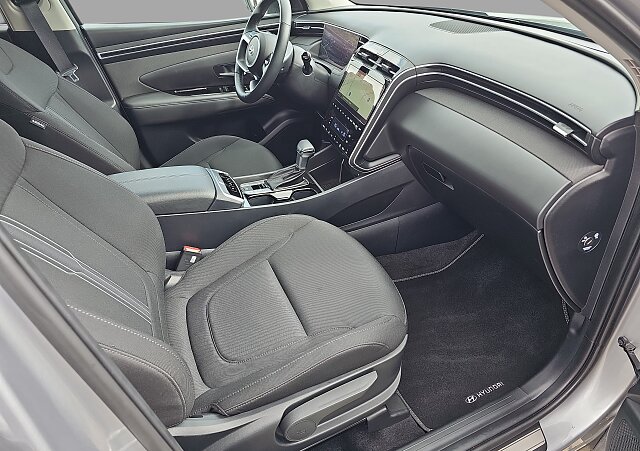Hyundai Tucson - Kolor Srebrny, zdjęcie 12