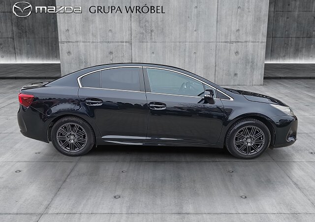 Toyota Avensis - Kolor Czarny, zdjęcie 18