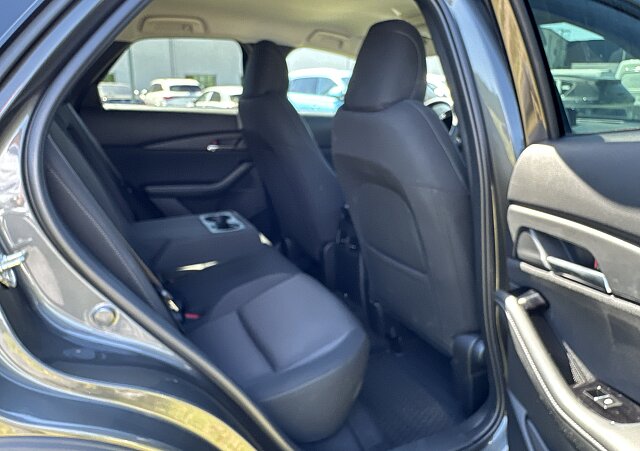 Mazda CX-30 - Kolor Machine Gray, zdjęcie 22