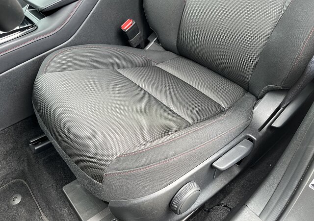 Mazda CX-30 - Kolor Machine Gray, zdjęcie 12