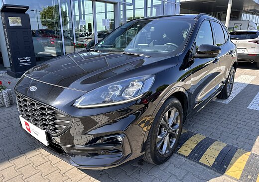 Ford Kuga - Kolor Czarny