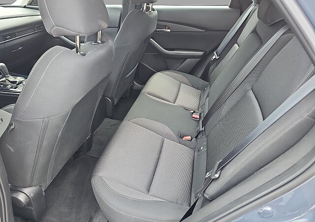 Mazda CX-30 - Kolor Polymetal Gray, zdjęcie 15