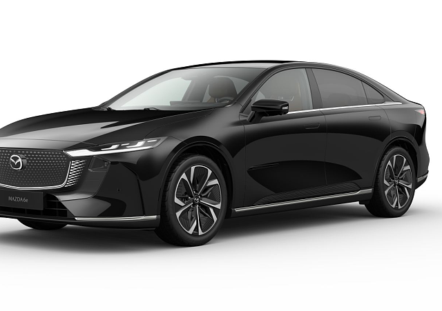 Mazda 6e - Kolor Jet Black, zdjęcie 5