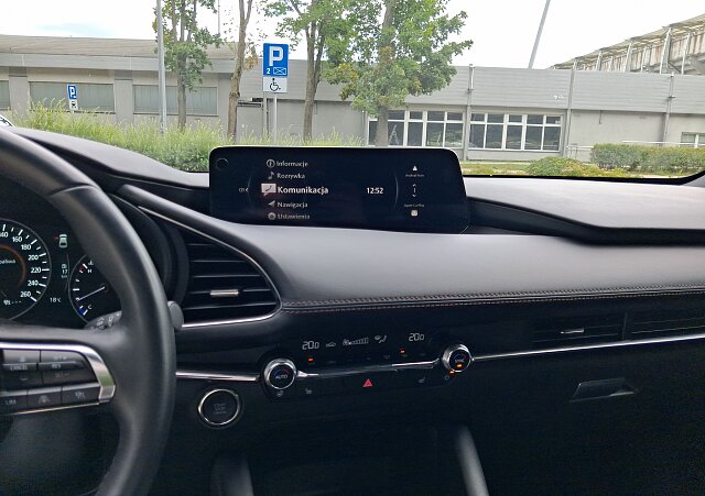 Mazda 3 - Kolor Jet Black, zdjęcie 7
