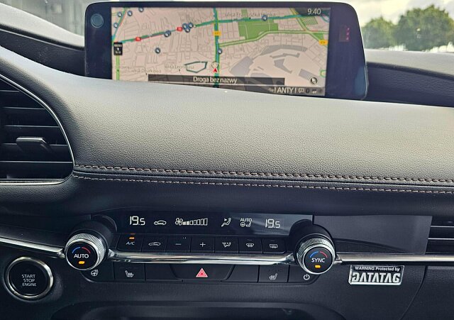 Mazda 3 - Kolor Czerwony, zdjęcie 9