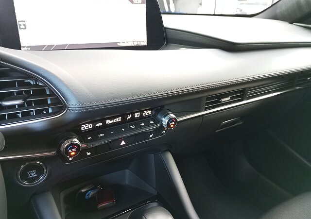 Mazda 3 - Kolor Soul Red Crystal, zdjęcie 6