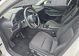 Mazda CX-30 - Kolor Snowflake White Pearl, zdjęcie 17