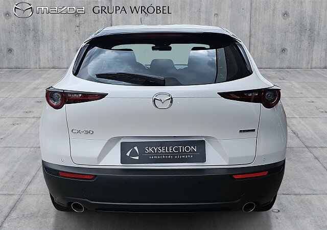 Mazda CX-30 - Kolor Snowflake White Pearl, zdjęcie 5